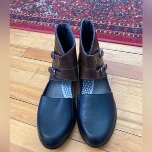 Naot shoes size 39